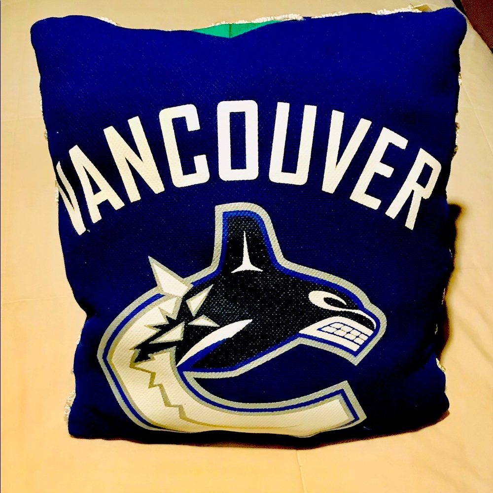 Hockey pillow